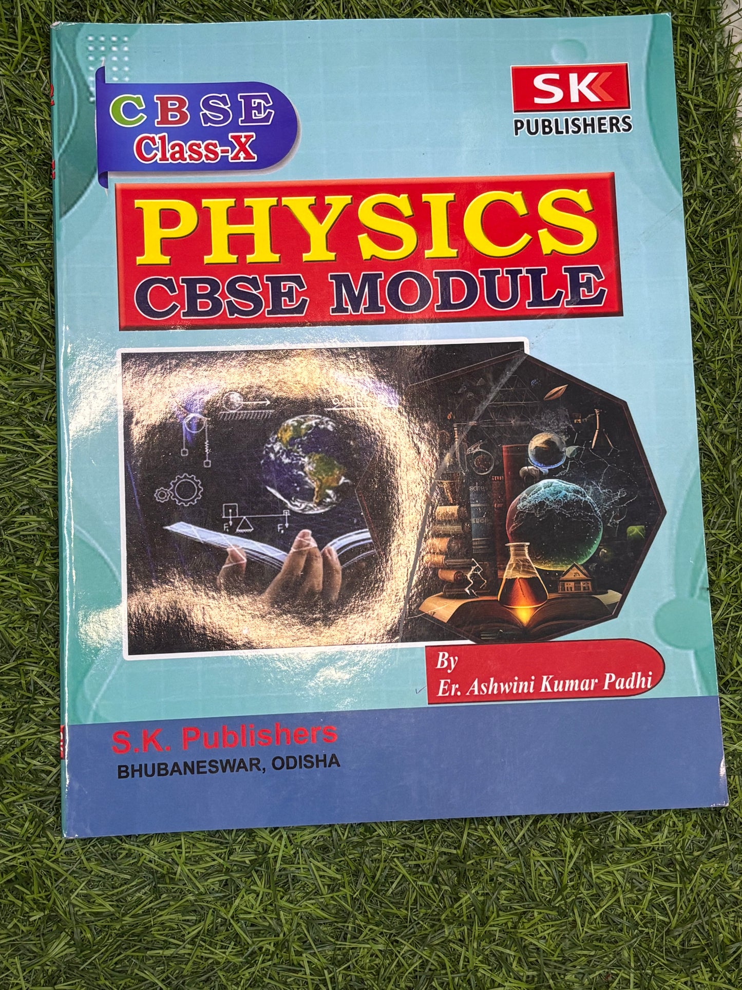 Pathfinder X: Foundation Physics for Class 10